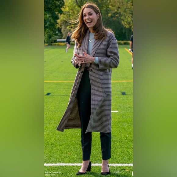 Massimo Dutti Hand Made Wool Coat in Check ASO Kate Middleton - Picture 1 of 10